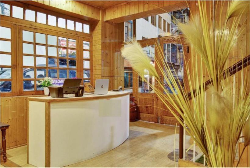 Hotel Ab-I-Hayat Srīnagar エクステリア 写真