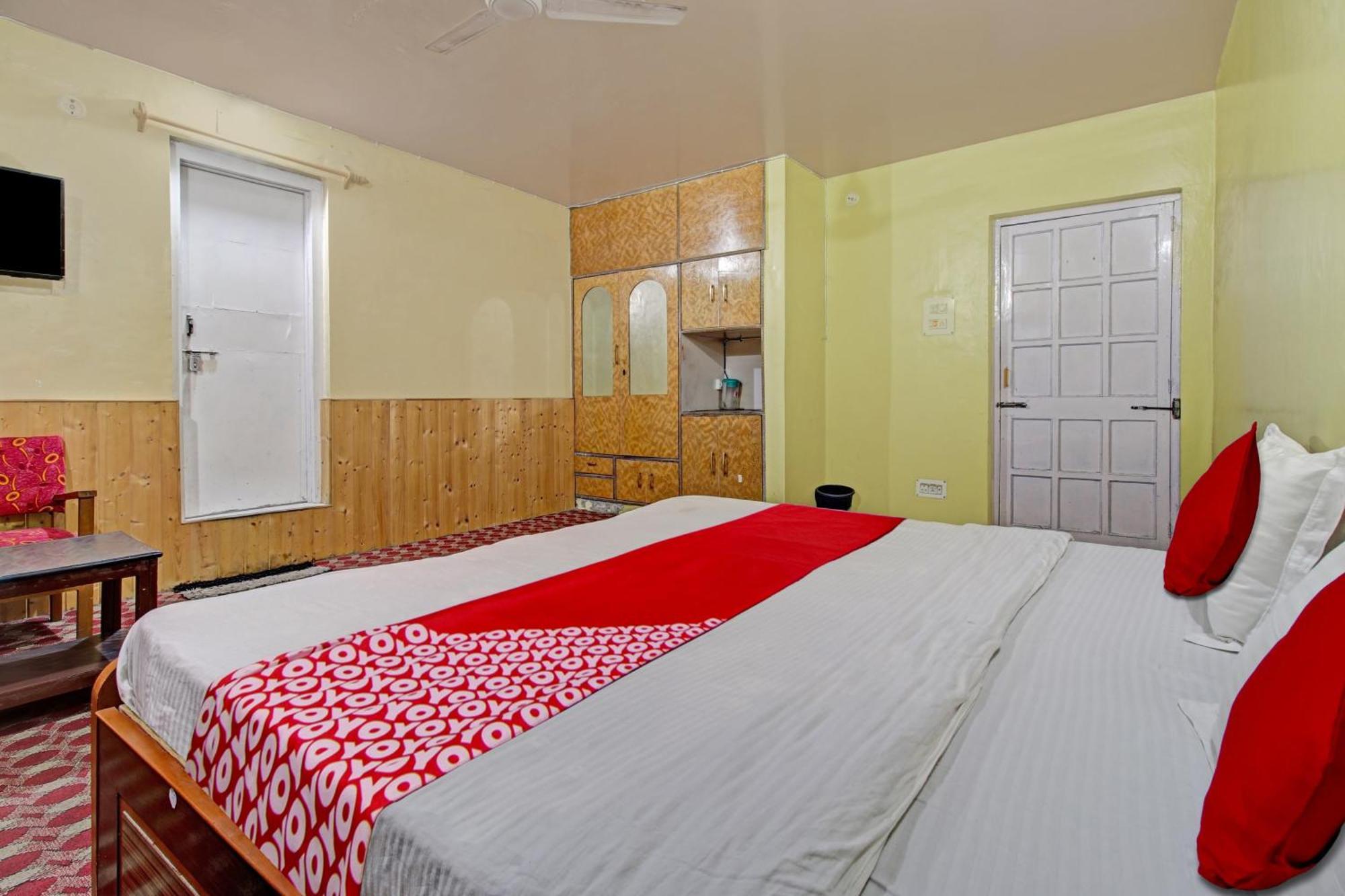 Hotel Ab-I-Hayat Srīnagar エクステリア 写真